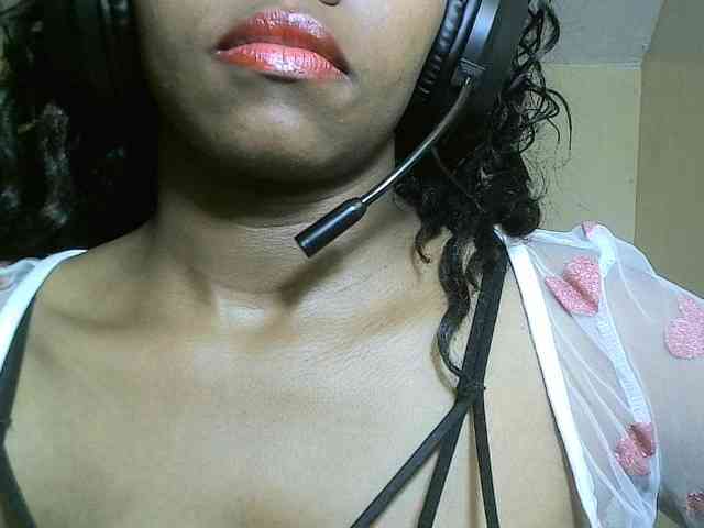 Avrilhunt webcam