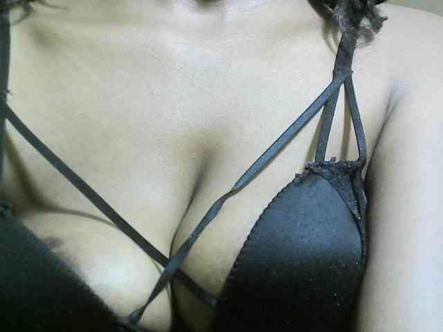 Model: Avrilhunt