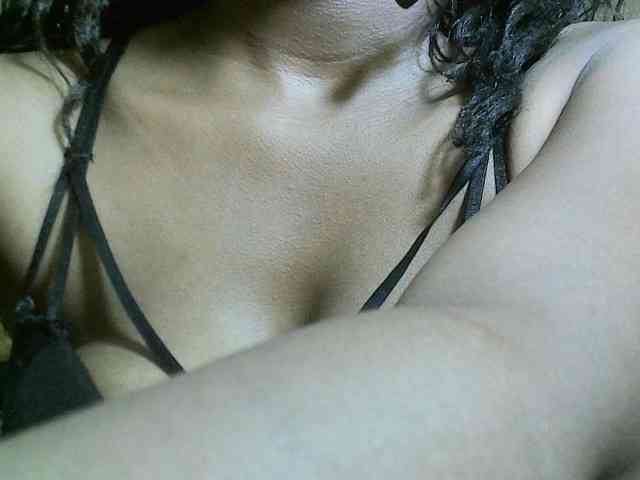 Model: Avrilhunt