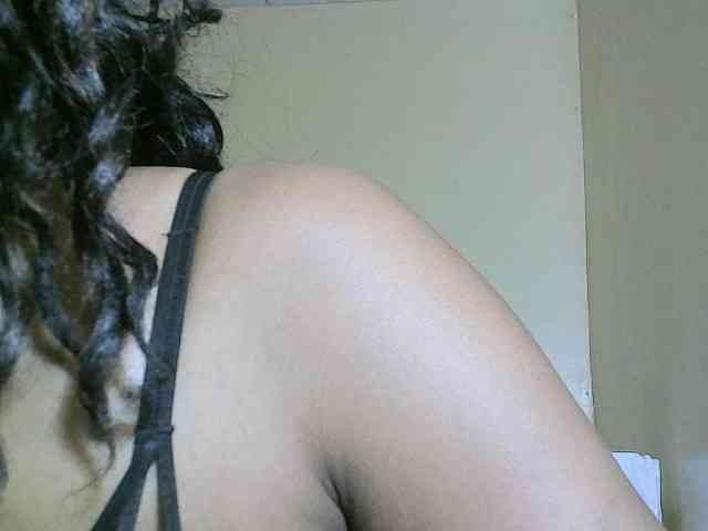 Model: Avrilhunt