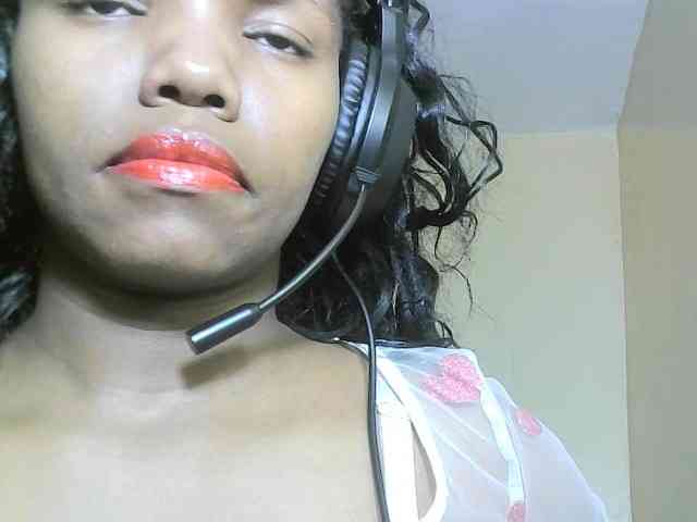 Avrilhunt webcam
