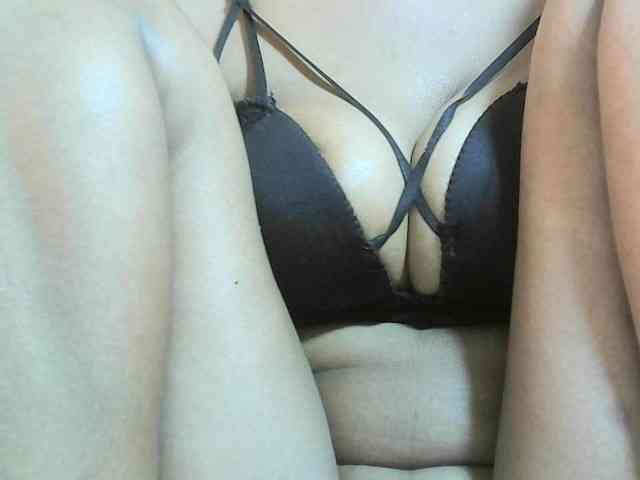 Avrilhunt webcam
