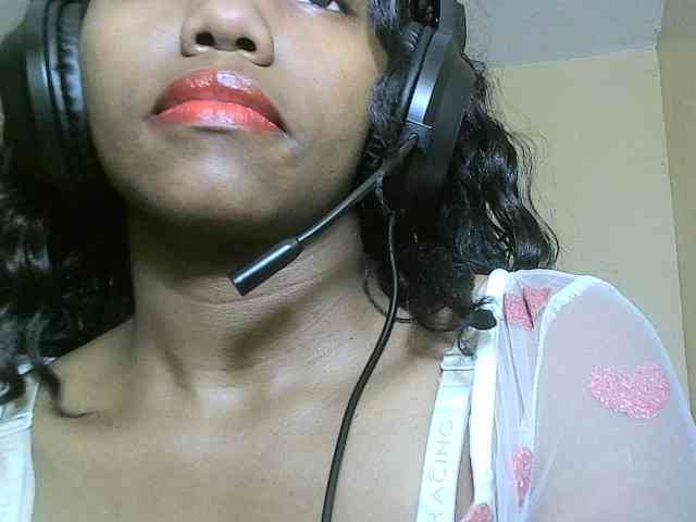 Avrilhunt webcam