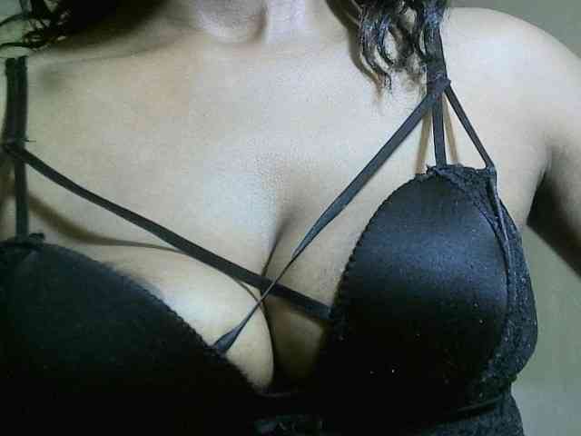 Model: Avrilhunt