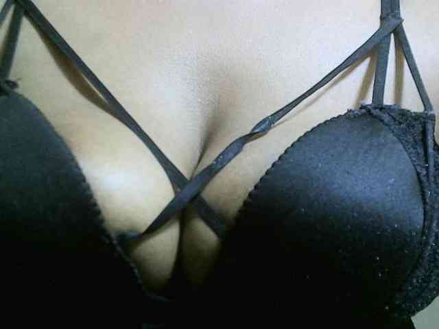 Model: Avrilhunt
