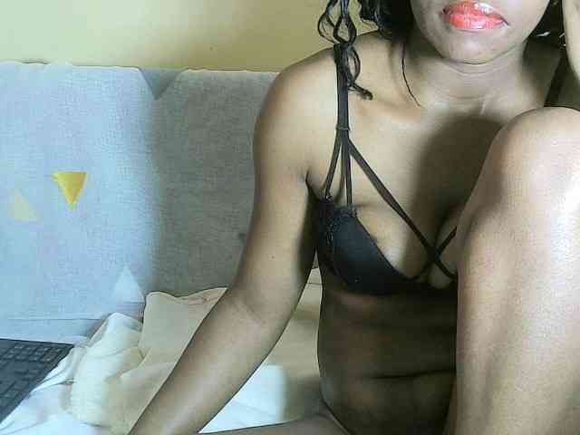 Avrilhunt webcam