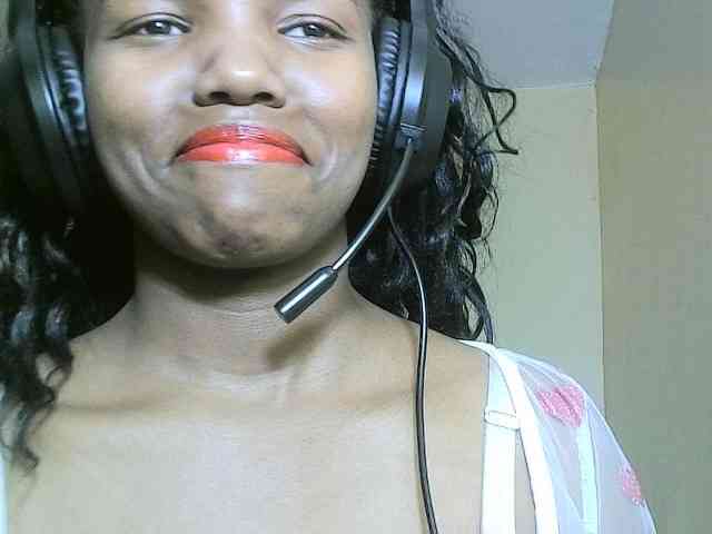 Avrilhunt webcam
