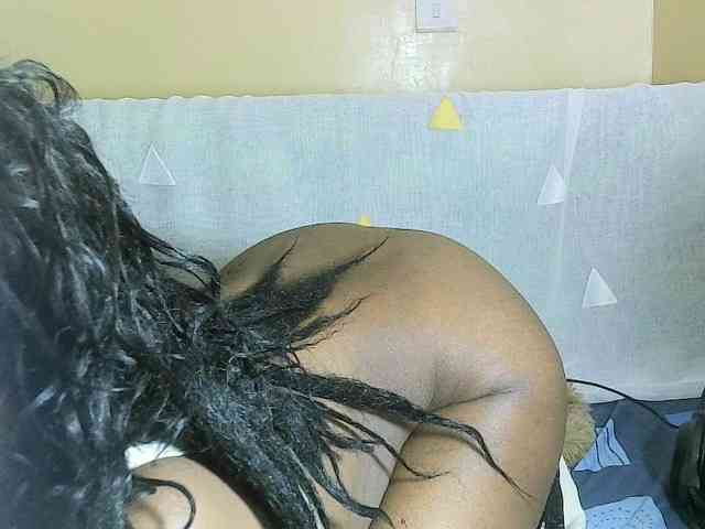 Avrilhunt webcam