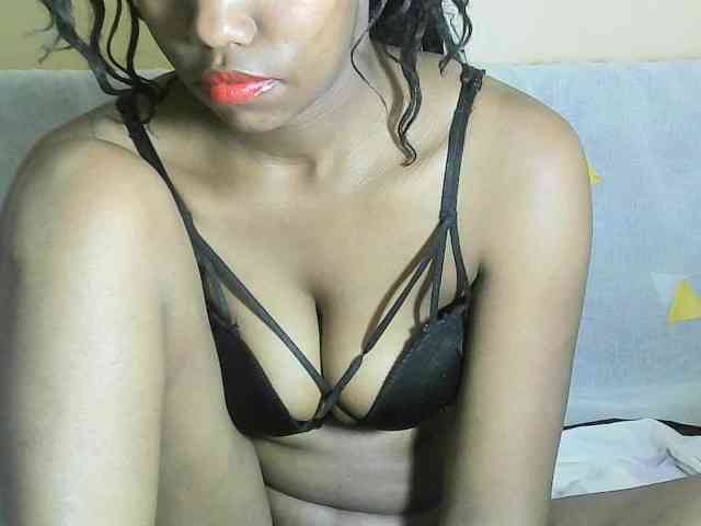Model: Avrilhunt