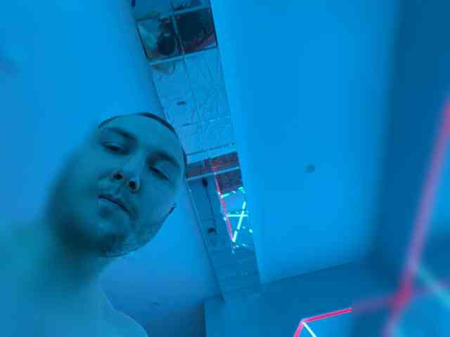 DenAnna77 webcam