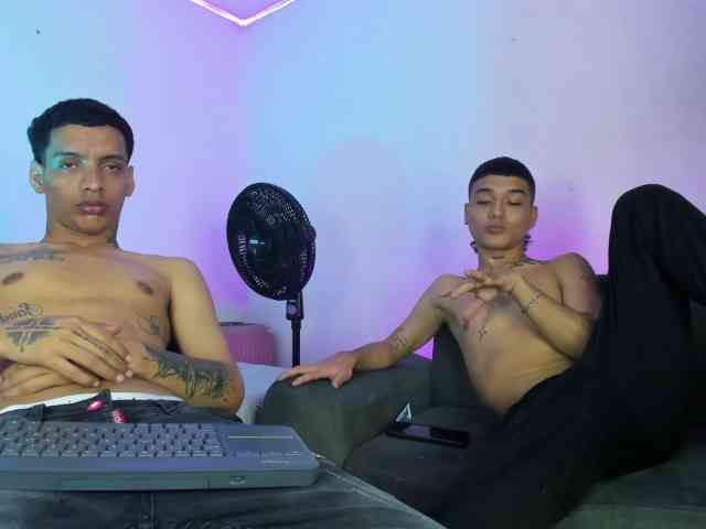 duohotboy