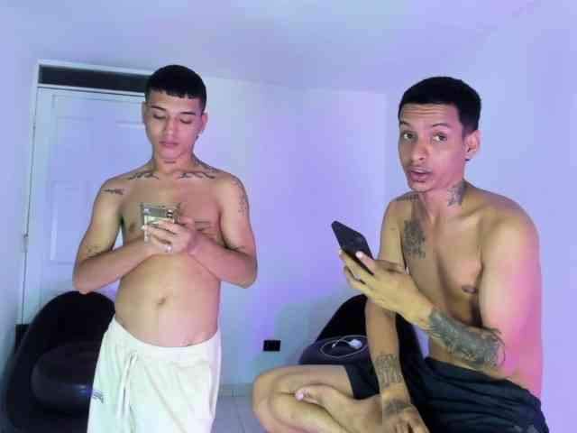 duohotboy