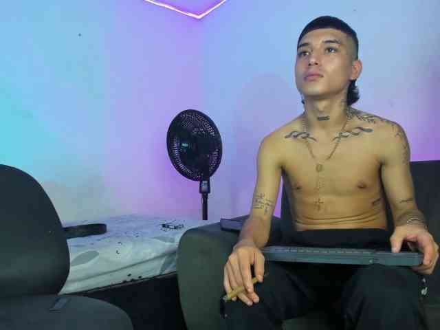duohotboy