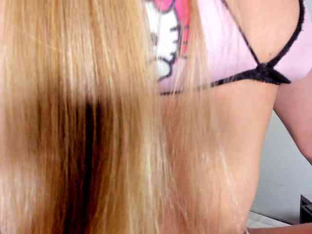 manchiita-96 Live Webcam on BongaCams