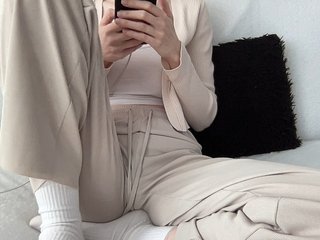 BestyBoobs Porn Show