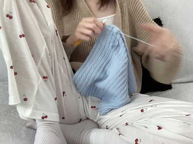 BestyBoobs Nude Live Sex Shows