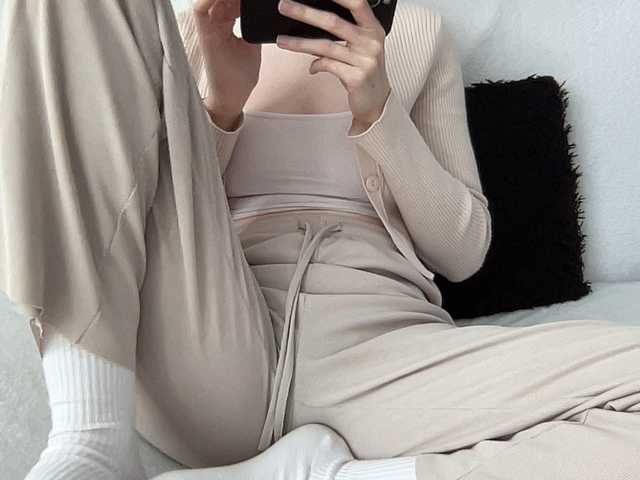 BestyBoobs live webcam show