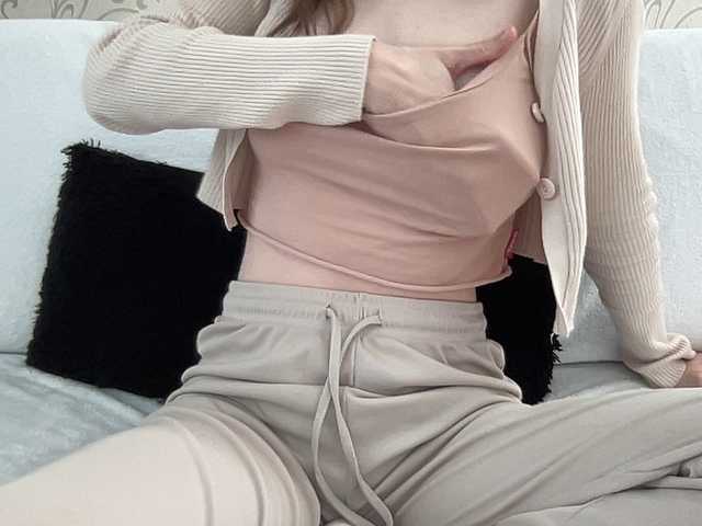 BestyBoobs live cam on BongaCams