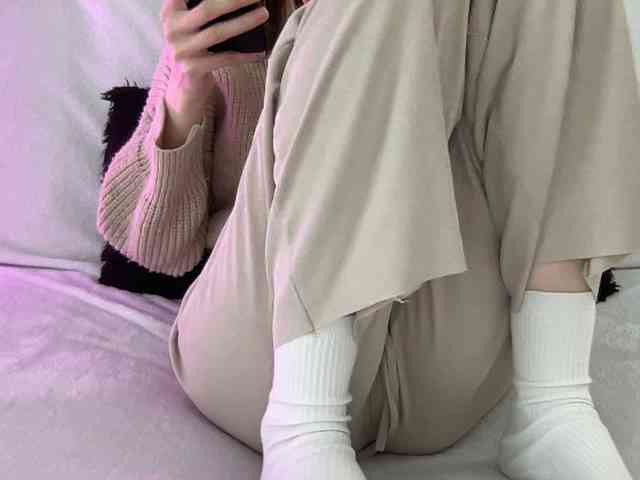 BestyBoobs webcam