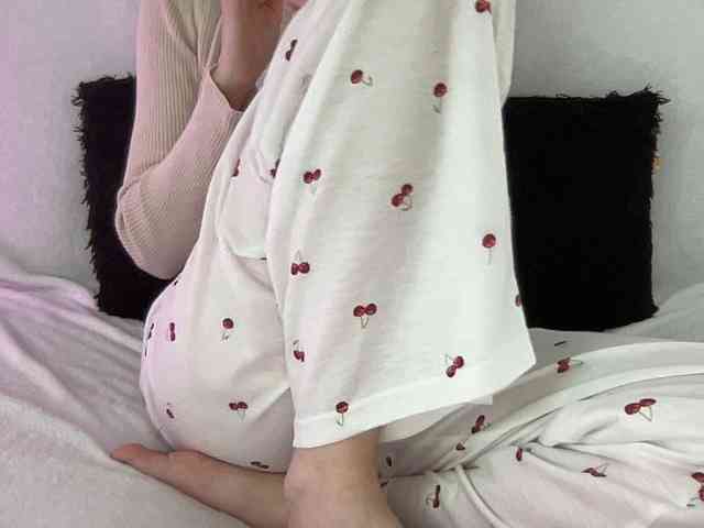 BestyBoobs webcam