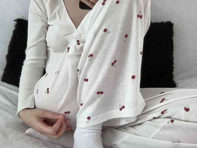 BestyBoobs webcam