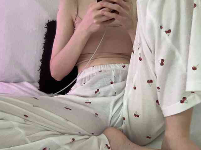 BestyBoobs webcam