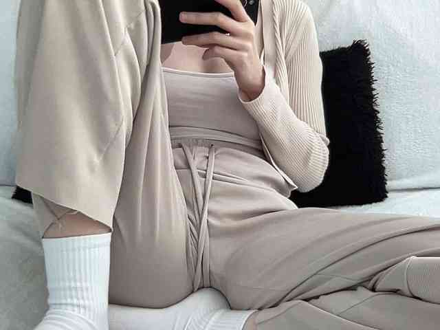 BestyBoobs webcam