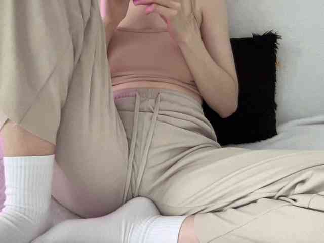 BestyBoobs webcam