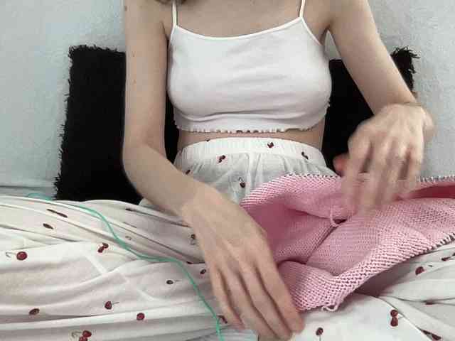 BestyBoobs webcam