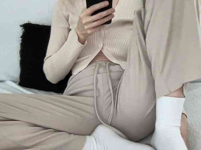 BestyBoobs webcam