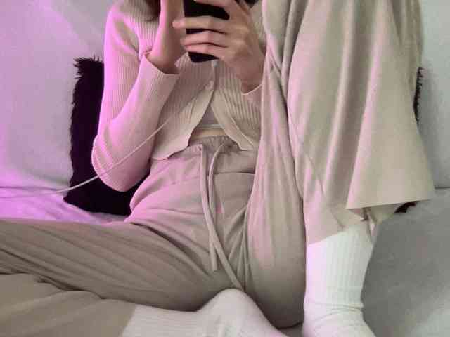 BestyBoobs webcam