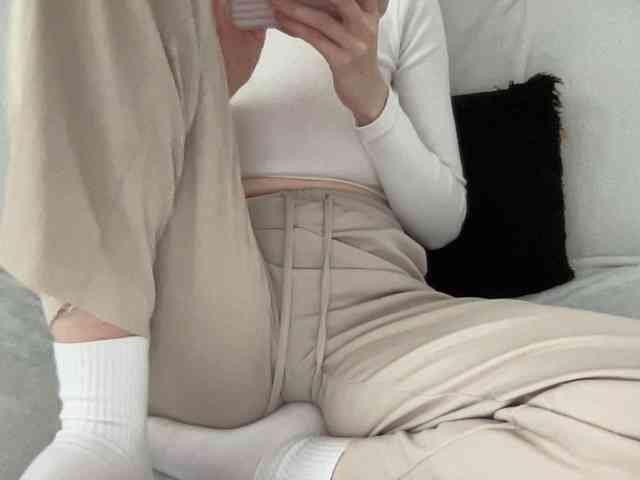 BestyBoobs webcam