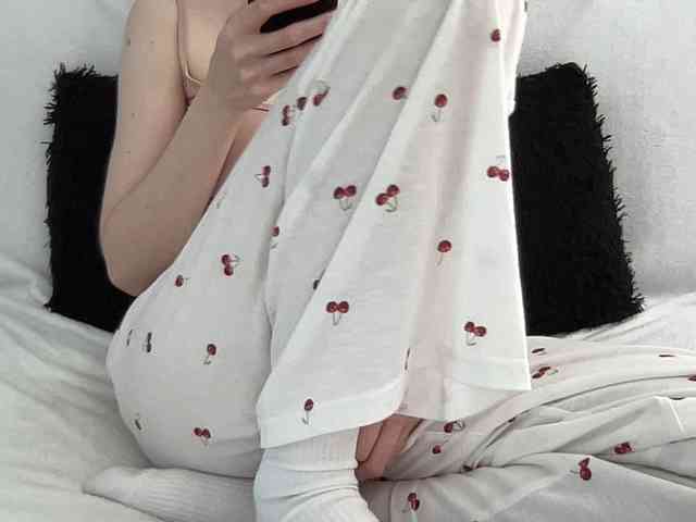 BestyBoobs webcam