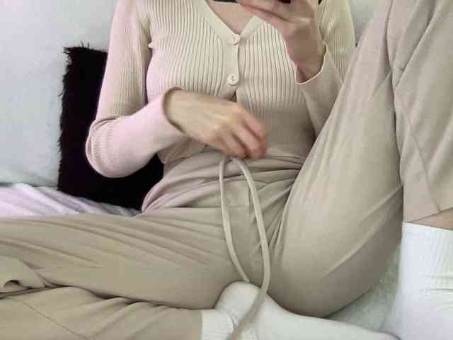 BestyBoobs webcam