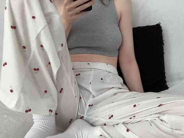 BestyBoobs webcam