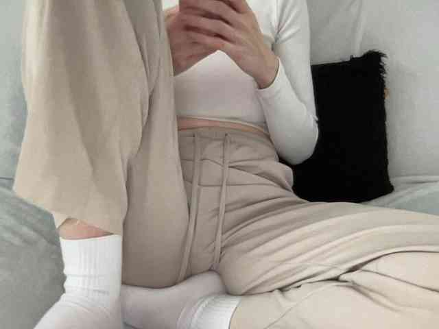 BestyBoobs webcam