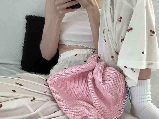 BestyBoobs webcam