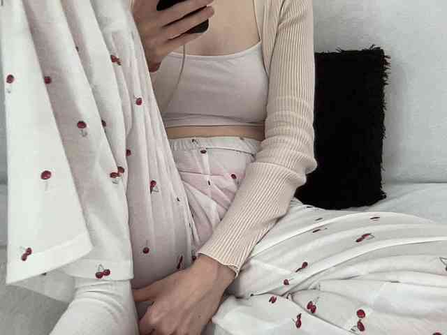 BestyBoobs webcam