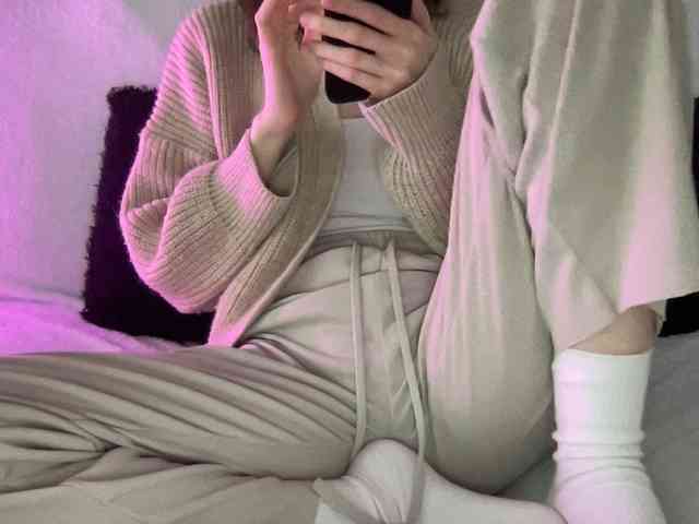 BestyBoobs webcam