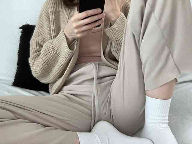 BestyBoobs webcam