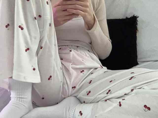 Модель: BestyBoobs