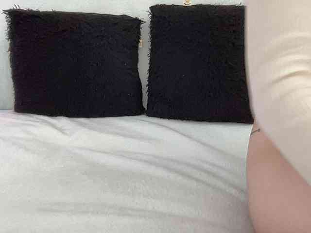 BestyBoobs webcam