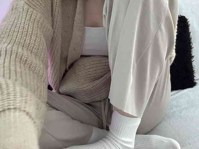 BestyBoobs webcam