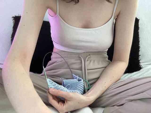 BestyBoobs webcam