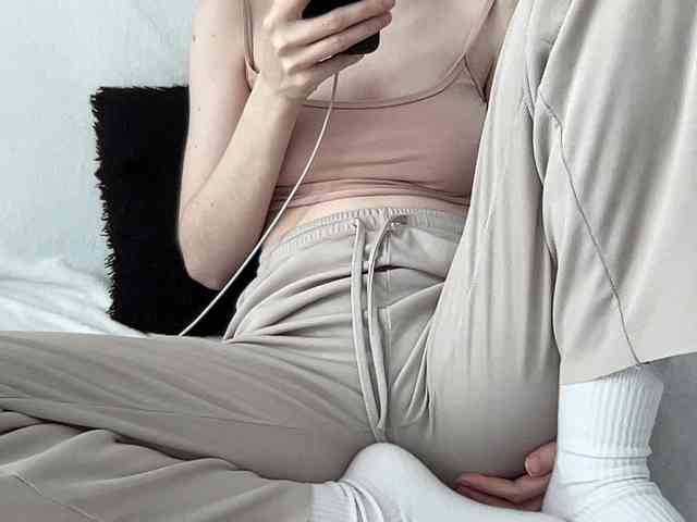 BestyBoobs webcam