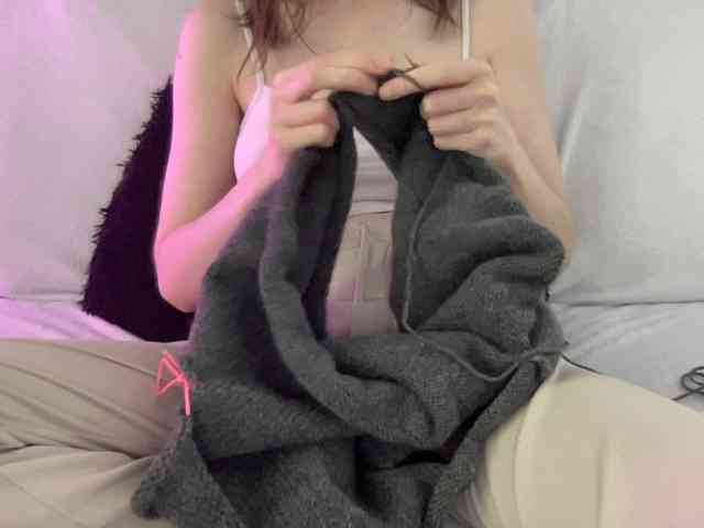 BestyBoobs webcam