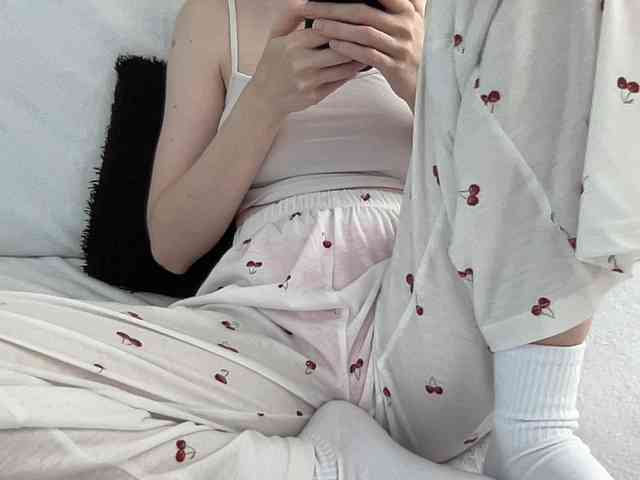 BestyBoobs webcam