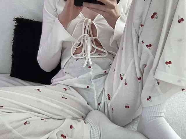 BestyBoobs webcam