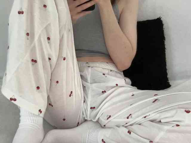 BestyBoobs webcam