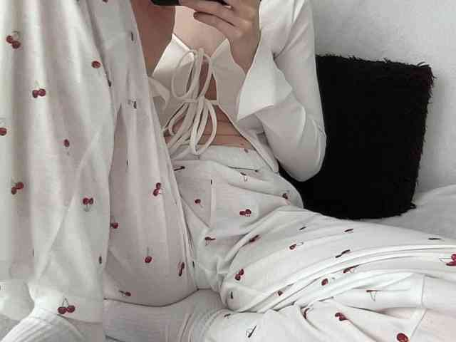 BestyBoobs webcam
